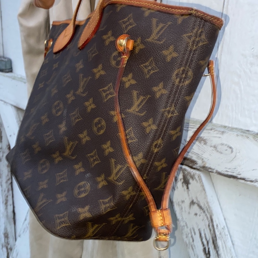 LV Neverfull MM - Picture 5 of 13